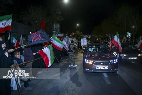 مردم مشهد پای کار؛ تجمع با شکوه مدافعان وطن در خیابان‌های شهر