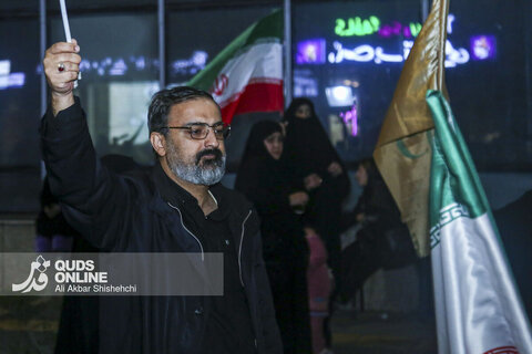 مردم مشهد پای کار؛ تجمع با شکوه مدافعان وطن در خیابان‌های شهر