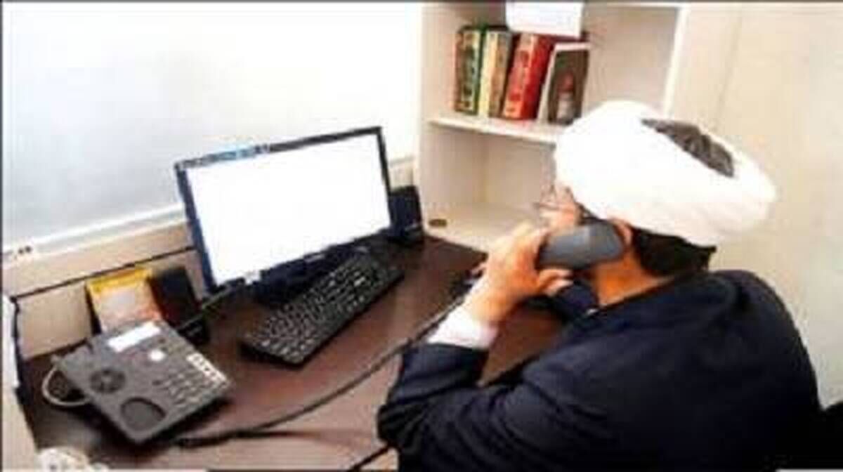 ارائه خدمات متنوع مشاوره و پاسخگویی دینی در حرم مطهر رضوی 