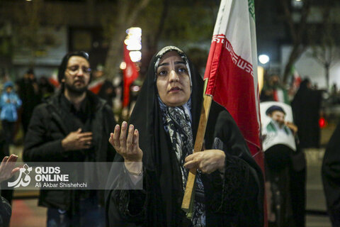 گزارش تصویری | بیست و نهمین قرار شبانه مردم مشهد در حمایت از مدافعان وطن