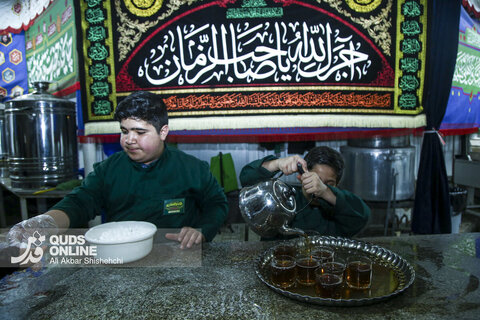 خانوه شهدای مدرسه میناب دراجتماع شبانه مشهد