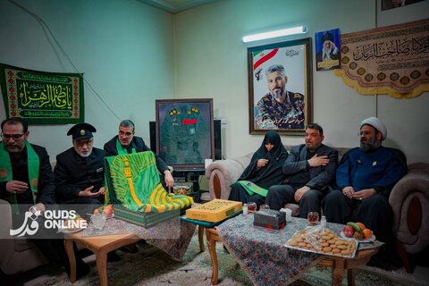 گزارش تصویری | حضور کاروان خادمان حرم امام رضا(ع) در منزل شهید محمدرحیم صفاریان