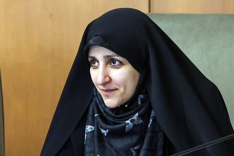 بهروزآذر: دختران هسته مرکزی ایران اسلامی‌اند