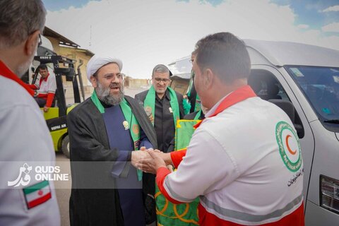 گزارش تصویری | بازدید کاروان خادمان حرم رضوی از مرکز عملیات اصفهان