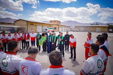 گزارش تصویری | بازدید کاروان خادمان حرم رضوی از مرکز عملیات اصفهان