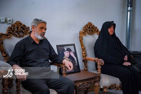 گزارش تصویری | حضور خادمان رضوی در منزل شهید قائدی و بیمارستان امام حسین(ع)