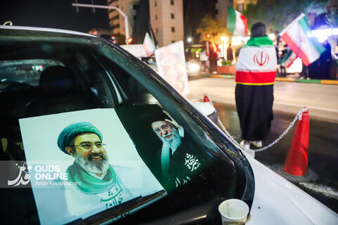 گزارش تصویری | پرچم ایران در دستان حامیان ولایت موکب رسانه‌ای قدس