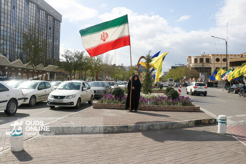 گزارش تصویری | این پرچم زمین نمی‌ماند
