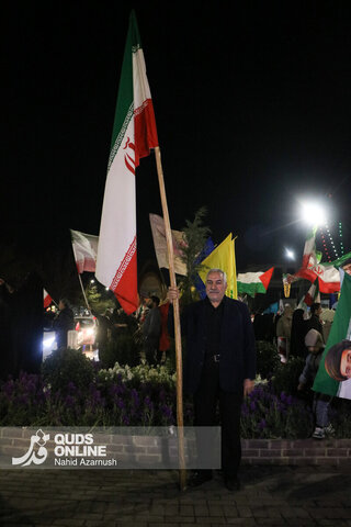 گزارش تصویری | این پرچم زمین نمی‌ماند