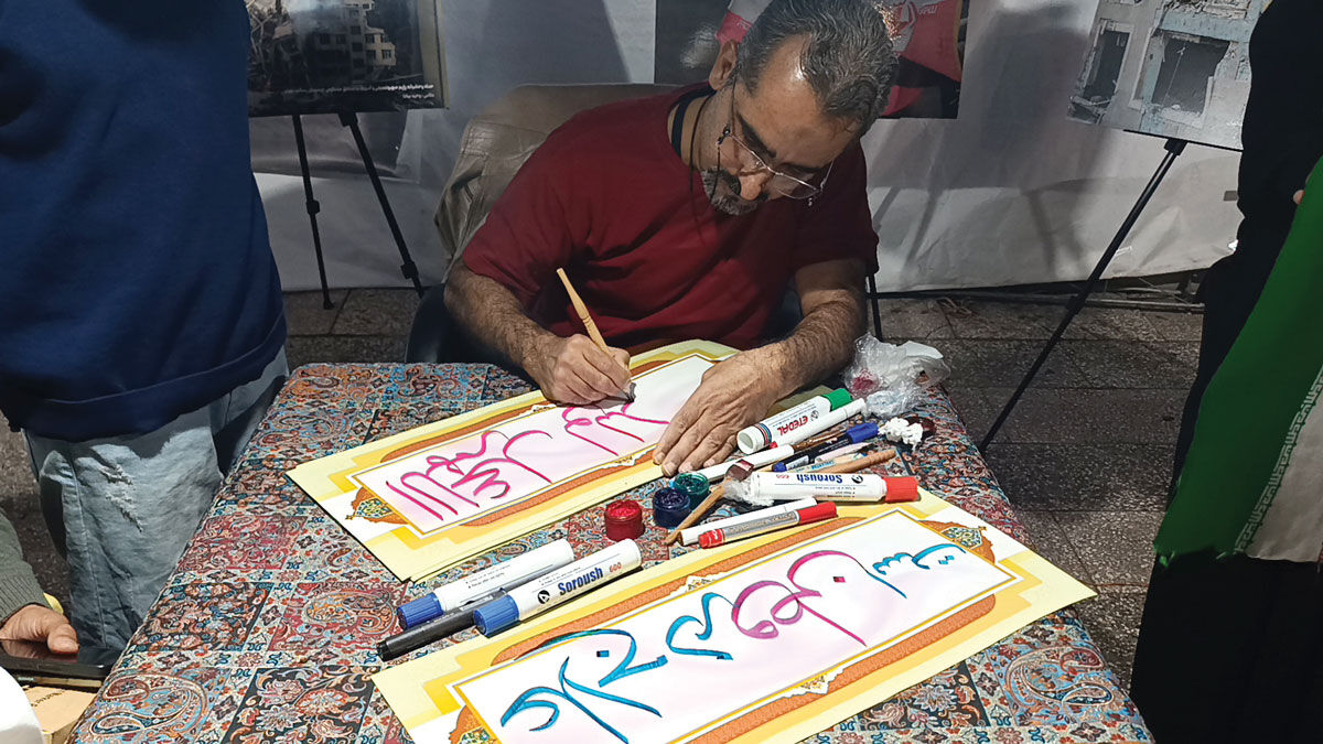 به بهانه ۱۰۰ روز حضور هنرمندان در خیابان‌ها و میادین رقم ‌می‌خورد/ میدان هنر؛ فضایی برای خلاقیت و همدلی هنرمندان شهر