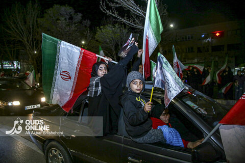 دهه نودی ها پای کار انقلاب در تجمعات شبانه مشهد