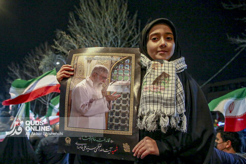 دهه نودی ها پای کار انقلاب در تجمعات شبانه مشهد