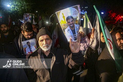 مراسم تشییع پیکر مطهر پرستار شهید «حسین عشقی» در مشهد