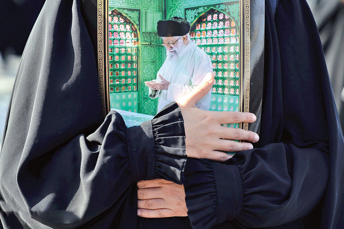 زندگی امام رضایی رهبر شهید از زبان رهبر معظم انقلاب اسلامی / در مسیر زیارت، از کودکی تا شهادت
