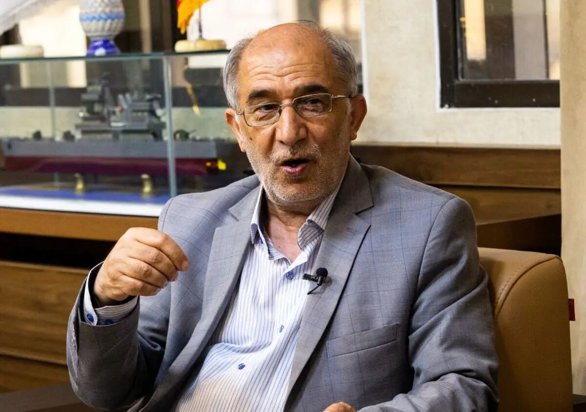 از تلاش برای تغییر نظام جمهوری اسلامی تا تن دادن به تغییر نظام حقوقی تنگه هرمز
