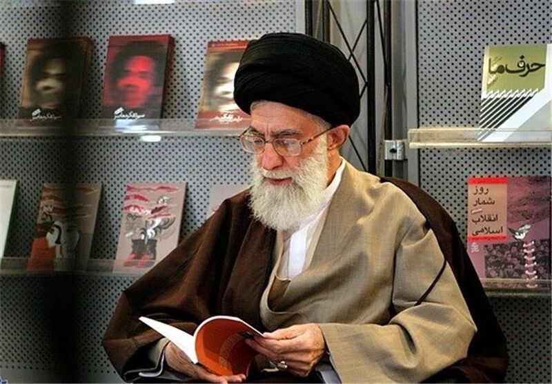 فیلم | علاقمندی رهبر شهید به کتاب از کجا شکل گرفت؟