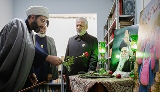 حضور جمعی از خادمان حرم مطهر رضوی برای بیت با رهبر شهید انقلاب در مشهد مقدس