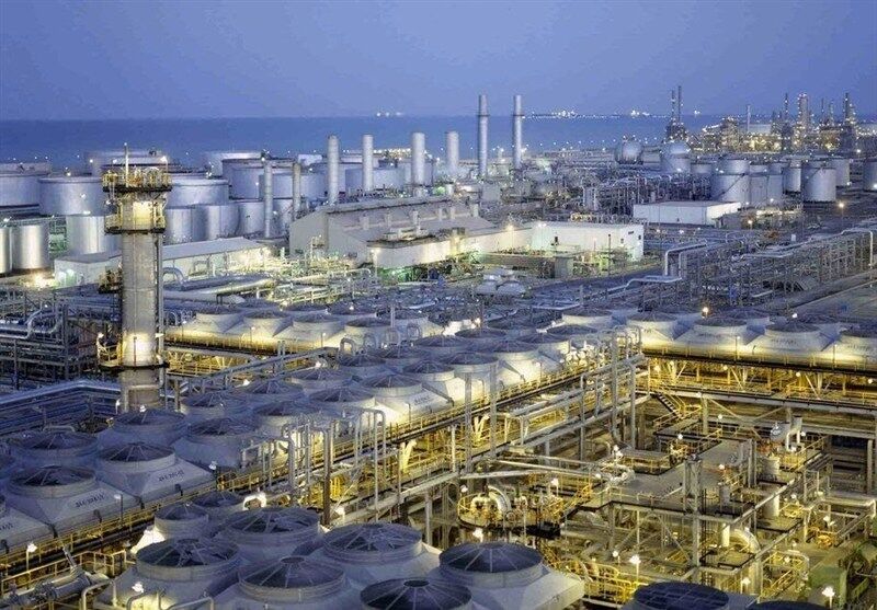 پالایشگاه ساتورپ عربستان پس از حملات اخیر تعطیل شد