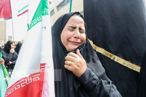 گزارش تصویری | اجتماع عظیم صادقیون و تشییع پیکر دو شهید جنگ رمضان در مشهد