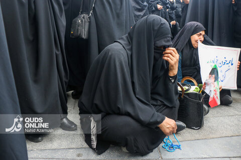 گزارش تصویری | اجتماع عظیم صادقیون و تشییع پیکر دو شهید جنگ رمضان در مشهد