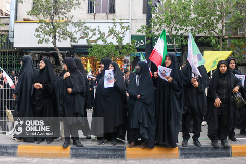 گزارش تصویری | اجتماع عظیم صادقیون و تشییع پیکر دو شهید جنگ رمضان در مشهد