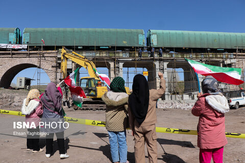 عکس | ترمیم ۴ روزه پل راه‌آهن امین‌آباد زنجان پس از حمله رژیم صهیونی آمریکایی