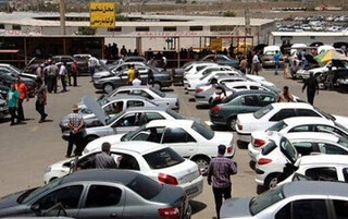پرش دوباره قیمت‌ها در بازار ایران‌خودرو؛ افزایش قیمت تا ۱۸۰ میلیون تومان در یک روز