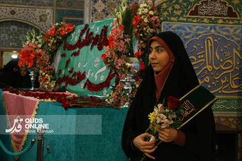 گزارش تصویری | گلباران حرم مطهر رضوی در سالروز ولادت حضرت معصومه (س)