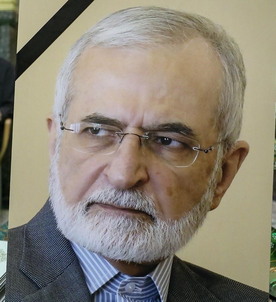 ظریف در مراسم بزرگداشت کمال خرازی و همسرش:  سید کمال خرازی از تمام لحظات عمرش برای پیشبرد اهداف کشور استفاده کرد