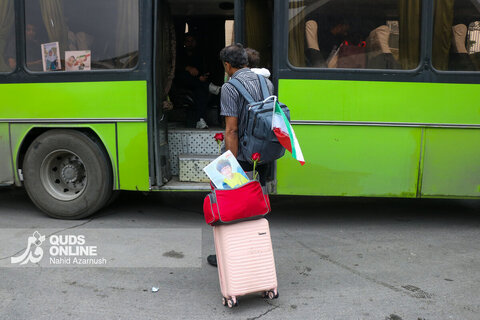 گزارش تصویری |مراسم استقبال از کاروان خانواده های شهدای مدرسه شجره طیبه میناب
