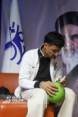 گزارش تصویری | حضور کاپیتان تیم ملی فوتسال و بهترین بازیکن آسیا در موکب رسانه‌ای روزنامه