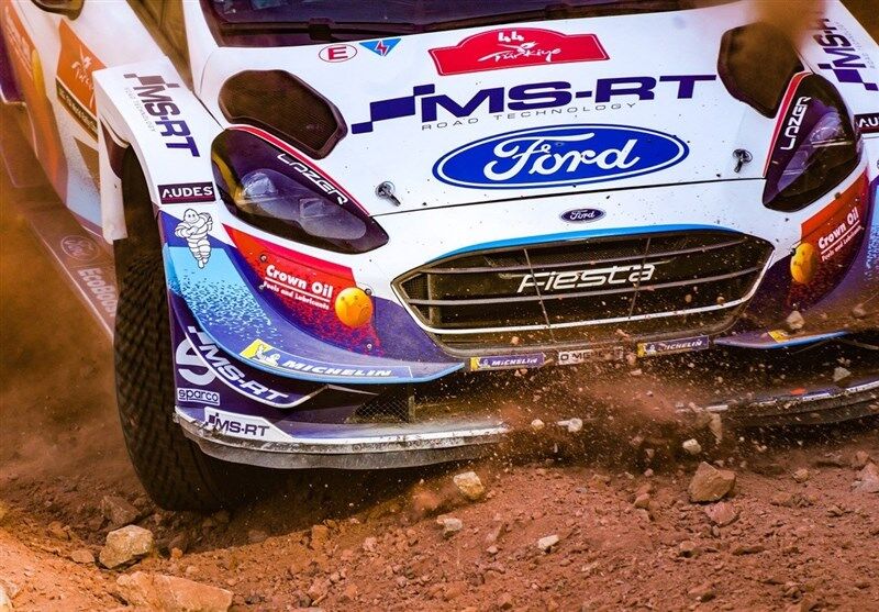 جنجال در WRC؛ توقف رقابت‌های رالی قهرمانی جهان به خاطر یک پارک غیرمجاز!