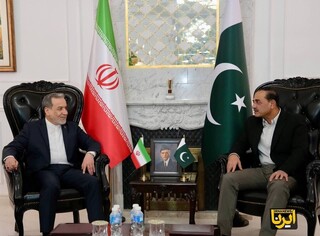 دیدار عراقچی با فرمانده ارتش پاکستان 