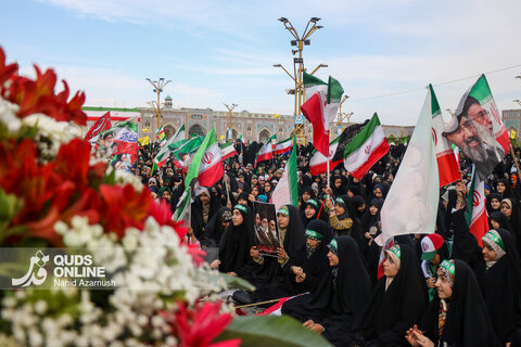 گزارش تصویری | اجتماع بزرگ «مشت‌های گره‌کرده» در حرم مطهر رضوی