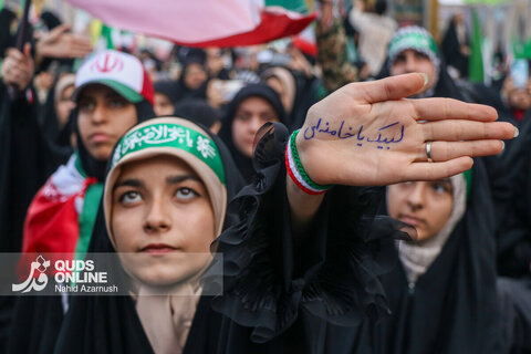گزارش تصویری | اجتماع بزرگ «مشت‌های گره‌کرده» در حرم مطهر رضوی