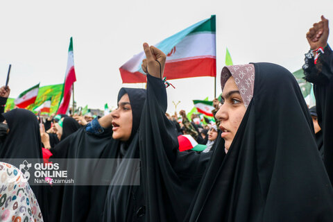 گزارش تصویری | اجتماع بزرگ «مشت‌های گره‌کرده» در حرم مطهر رضوی