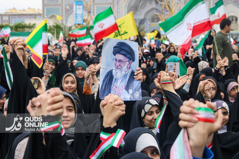 گزارش تصویری | اجتماع بزرگ «مشت‌های گره‌کرده» در حرم مطهر رضوی