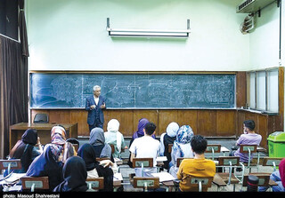 انتقاد از نحوه فراخوان جذب هیئت علمی آموزشی/ تصمیم ناتمام وزارت علوم برای دانش‌آموختگان دکترا
