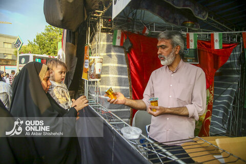 جشن میلاد امام رضا ع در خیابان امام رضا ع مشهد