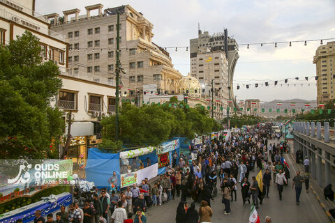 جشن میلاد امام رضا ع در خیابان امام رضا ع مشهد