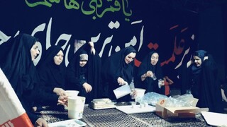 توزیع بسته‌های غذایی ویژه احسان پذیران توسط خادم‌یاران خراسان رضوی