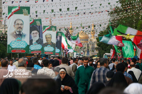 گزارش تصویری | جشن میلاد امام رضا(ع) در خیابان‌های منتهی به حرم مطهر رضوی - ۳