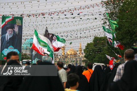 گزارش تصویری | جشن میلاد امام رضا(ع) در خیابان‌های منتهی به حرم مطهر رضوی - ۳