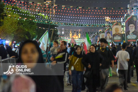 گزارش تصویری | جشن میلاد امام رضا(ع) در خیابان‌های منتهی به حرم مطهر رضوی - ۳