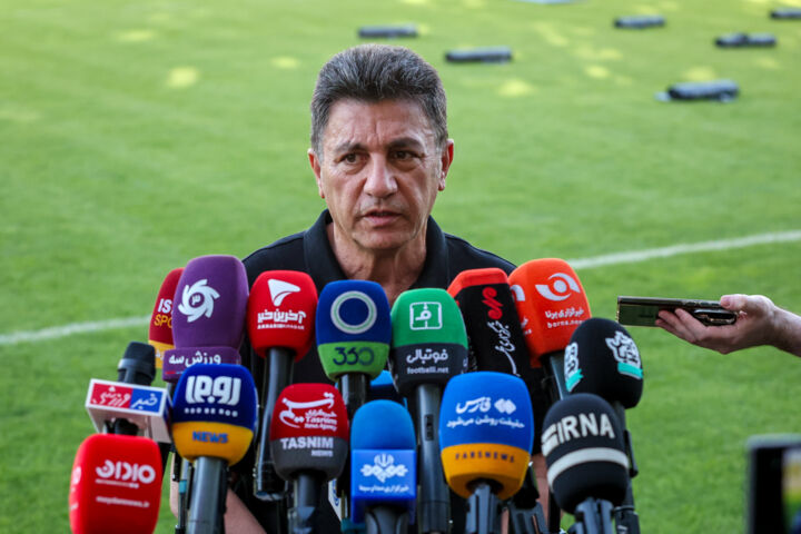 سرمربی تیم ملی فوتبال ایران: اگر تلاش‌های فیفا نبود، اکنون اینجا نبودیم/ این رفتارها درست نیست