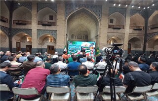 ضمن نشستی صمیمی با تولیت آستان قدس رضوی؛برگزیدگان طرح فرهنگی «برکت ایران» مهمان حرم مطهر رضوی شدند
