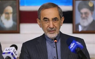 پیام هشدار ولایتی به خدمه ناو تریپولی آمریکا