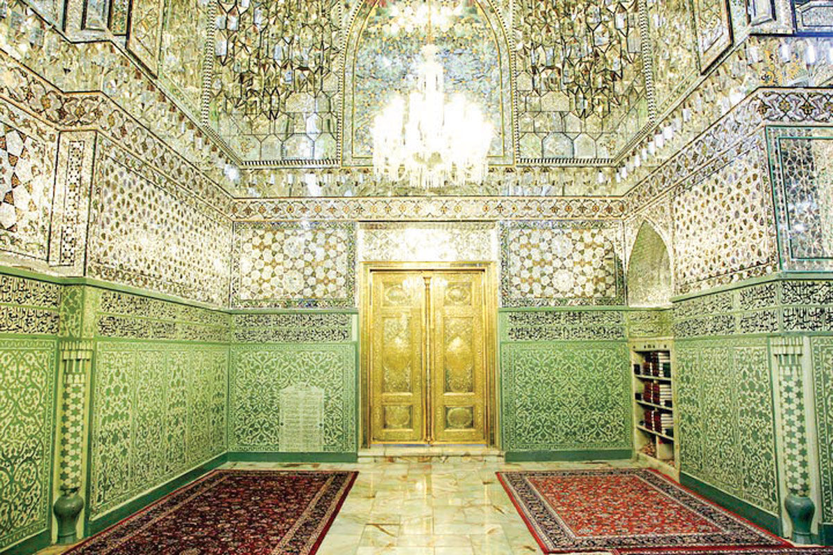 ردایی از سنگ و کاشی بر قامت دیوارهای حرم منور رضوی