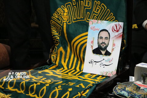 گزارش تصویری | دیدار کاروان خادمان حرم مطهر رضوی با خانواده شهدای تخریب در زنجان