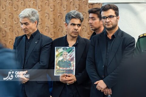 گزارش تصویری | دیدار کاروان خادمان حرم مطهر رضوی با خانواده شهدای تخریب در زنجان